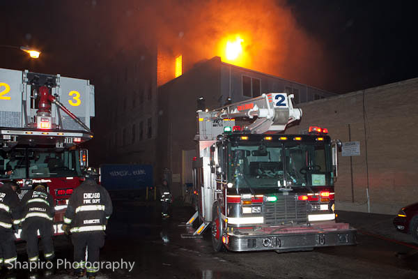 5-11 Alarm fire in Chicago 9-30-12 at 2620 W. Nelson Snorkel Squad 2